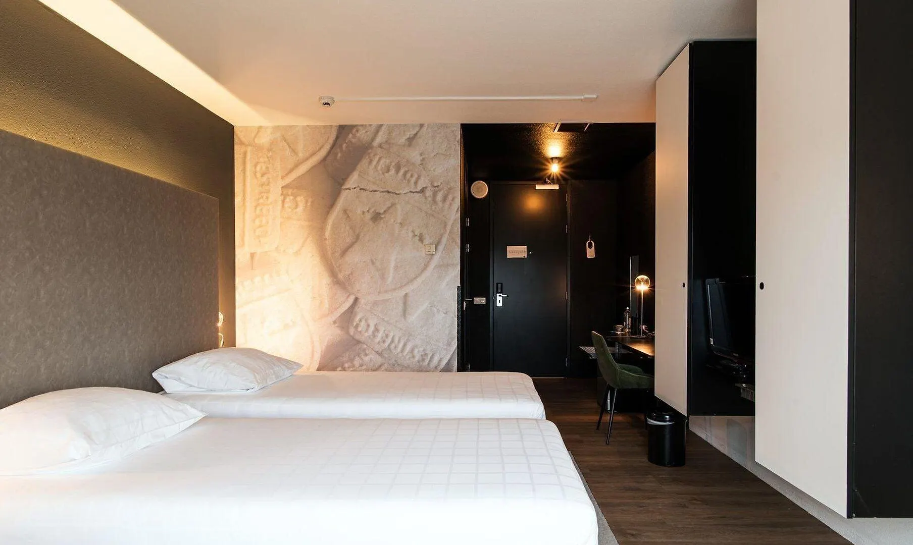 Garner Hotel Maastricht By Ihg 4*,  Holland